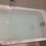 full bath with water no bubbles in Tilehurst, Reading