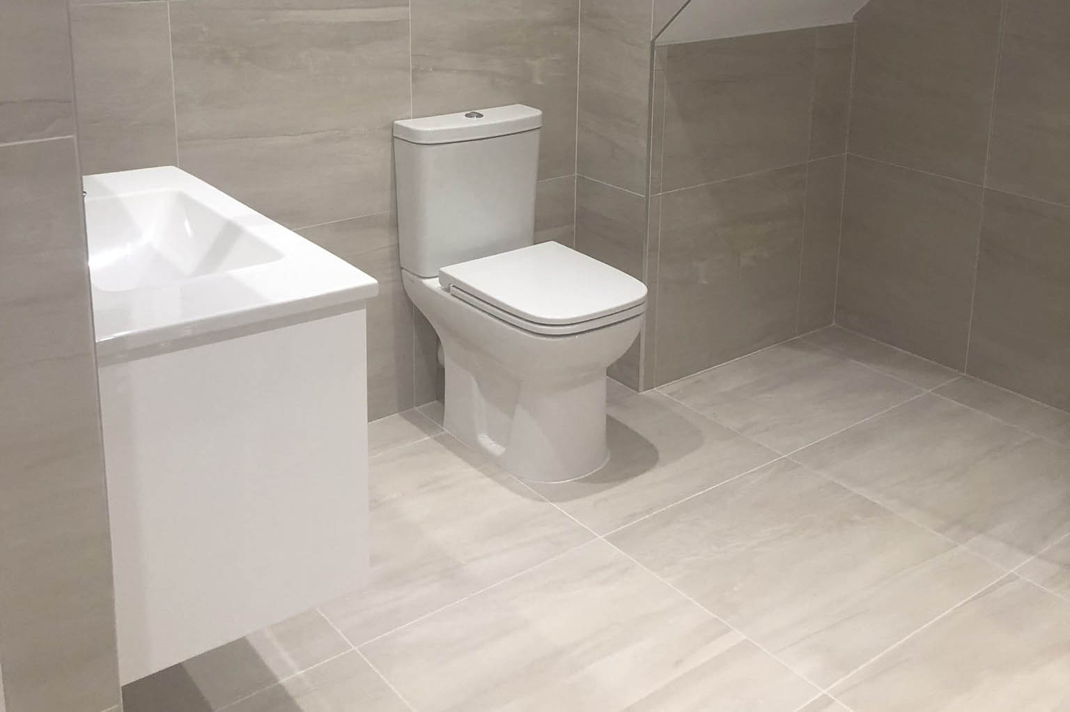 ensuite 3-min-1 ensuite